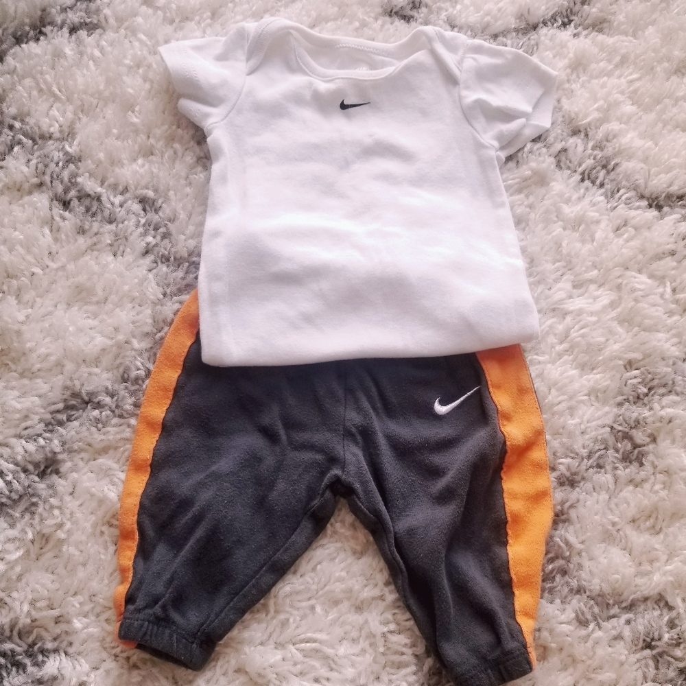 ✨2 for $25 ✨   Nike Outfit